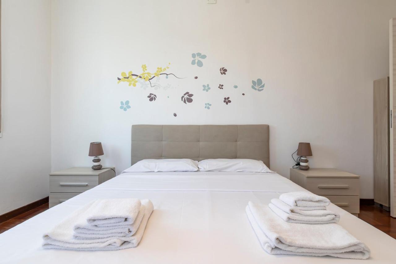 Big Apartment - Alcuino 7 Milán Exteriér fotografie