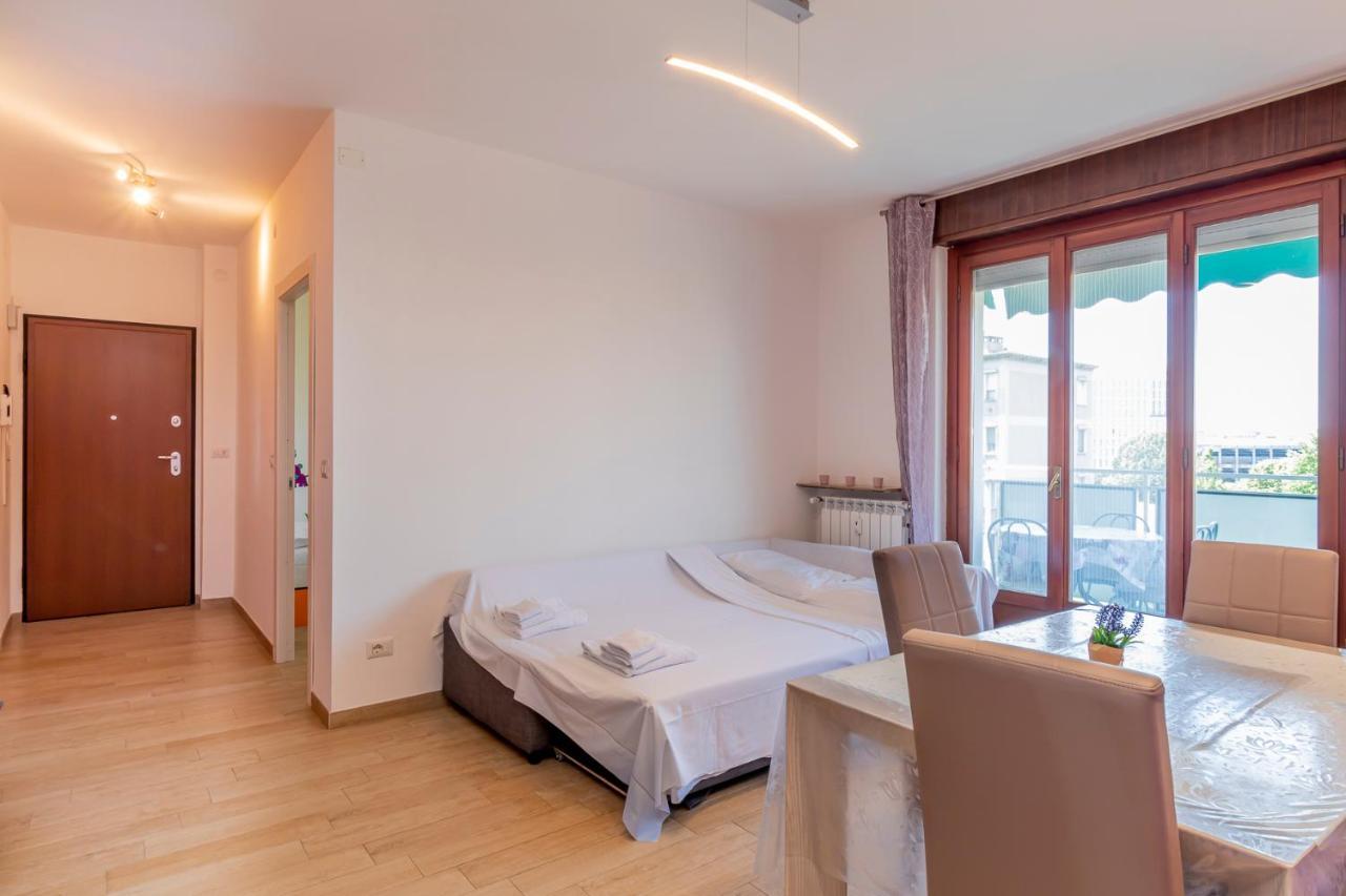Big Apartment - Alcuino 7 Milán Exteriér fotografie